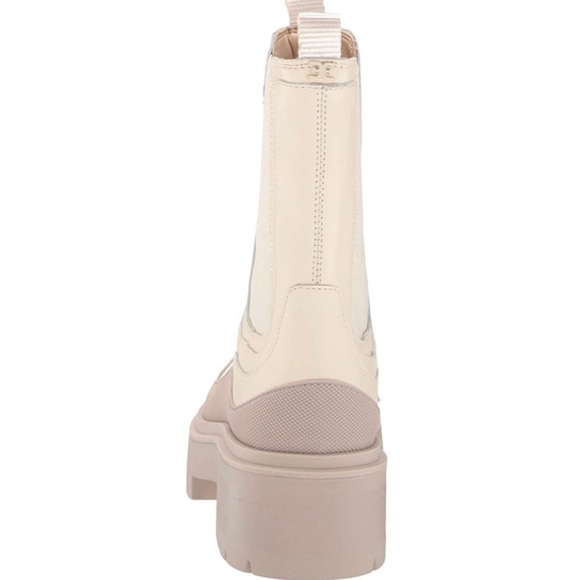 NWT Sam Edelman Lulia Chelsea Modern Ivory White Lugg Rubber Leather Boots - Picture 3 of 14